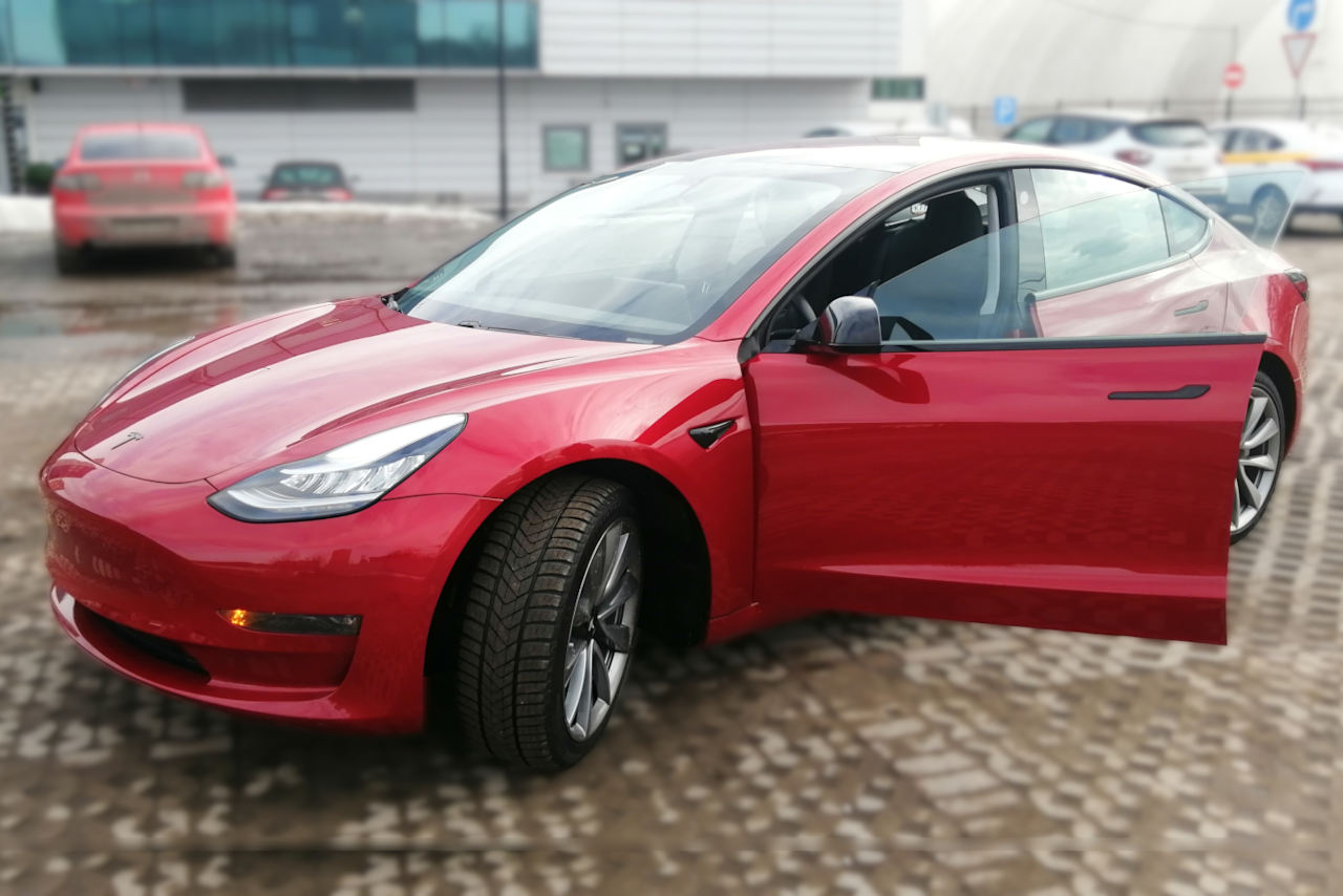 Tesla 3