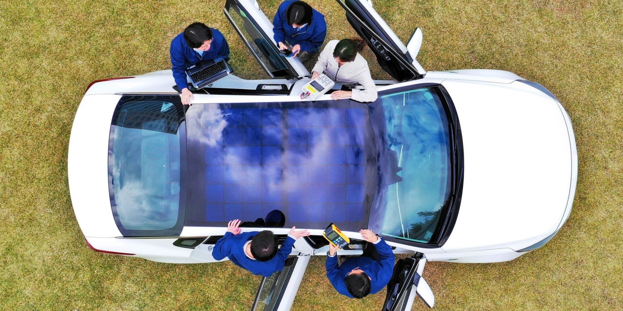 Hyundai и Kia разрабатывают новую солнечную батарею для крыш транспортных средств